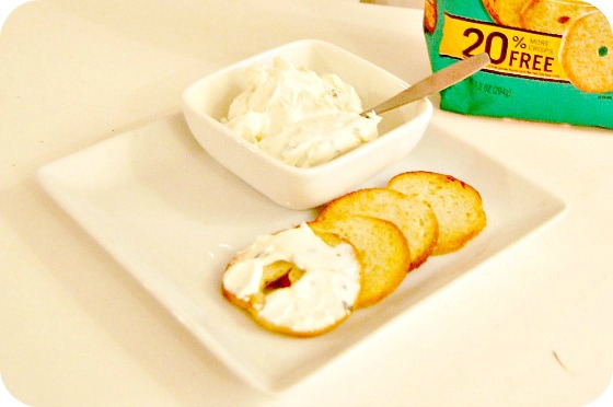 New York Style Bagel Crisps with Herb Cheese