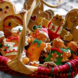 No Worries Holiday Eating Sweepstakes – $250 Gift Card