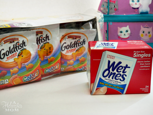 Perfect Lunchbox Combo Wet Ones and Goldfish