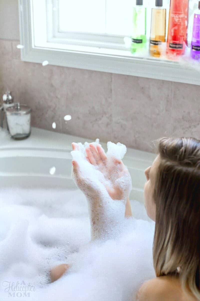 Easy Ways to Pamper Yourself - Relaxing Bubble Bath